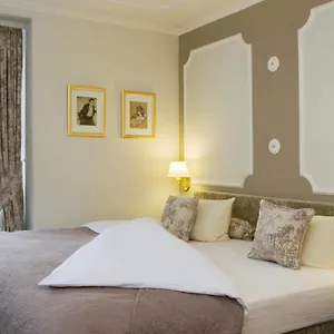 Gildors 3*, Düsseldorf Duitsland
